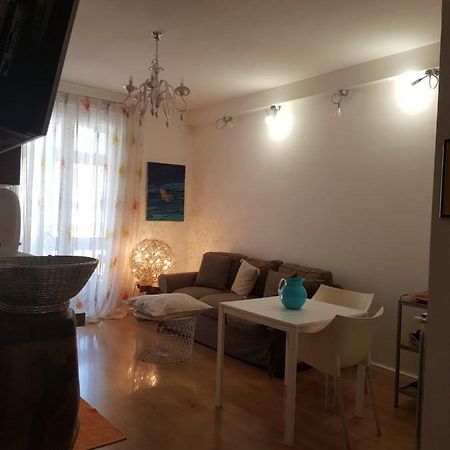 Romantica fuga con vista panoramica sulla città di Savona Apartamento Exterior foto