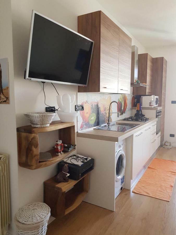 Romantica fuga con vista panoramica sulla città di Savona Apartamento Exterior foto