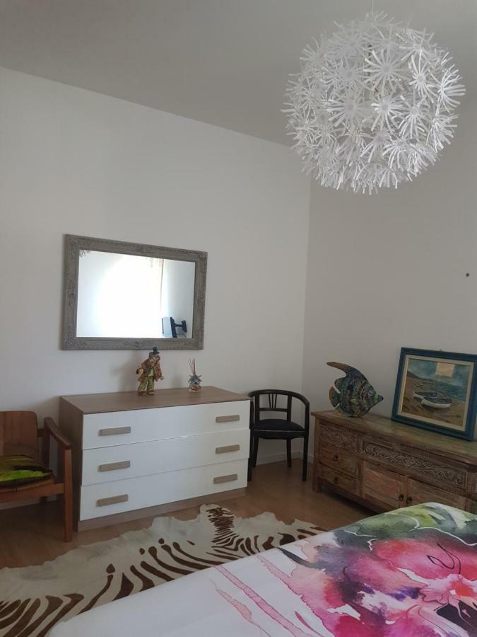Romantica fuga con vista panoramica sulla città di Savona Apartamento Exterior foto